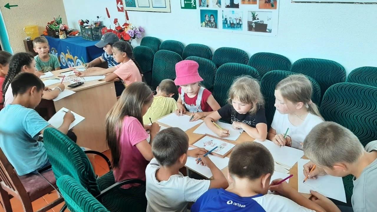Конкурс рисунков о мире