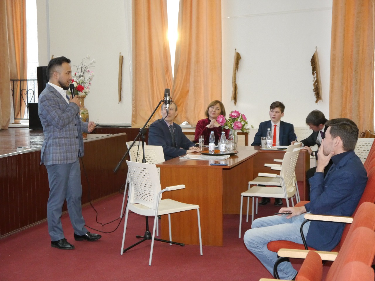 В Уфе состоялась встреча учащихся и выпускников Республиканской гимназии-интерната  имени Газиза Альмухаметова | 14.03.2022 | Новости Уфы - БезФормата