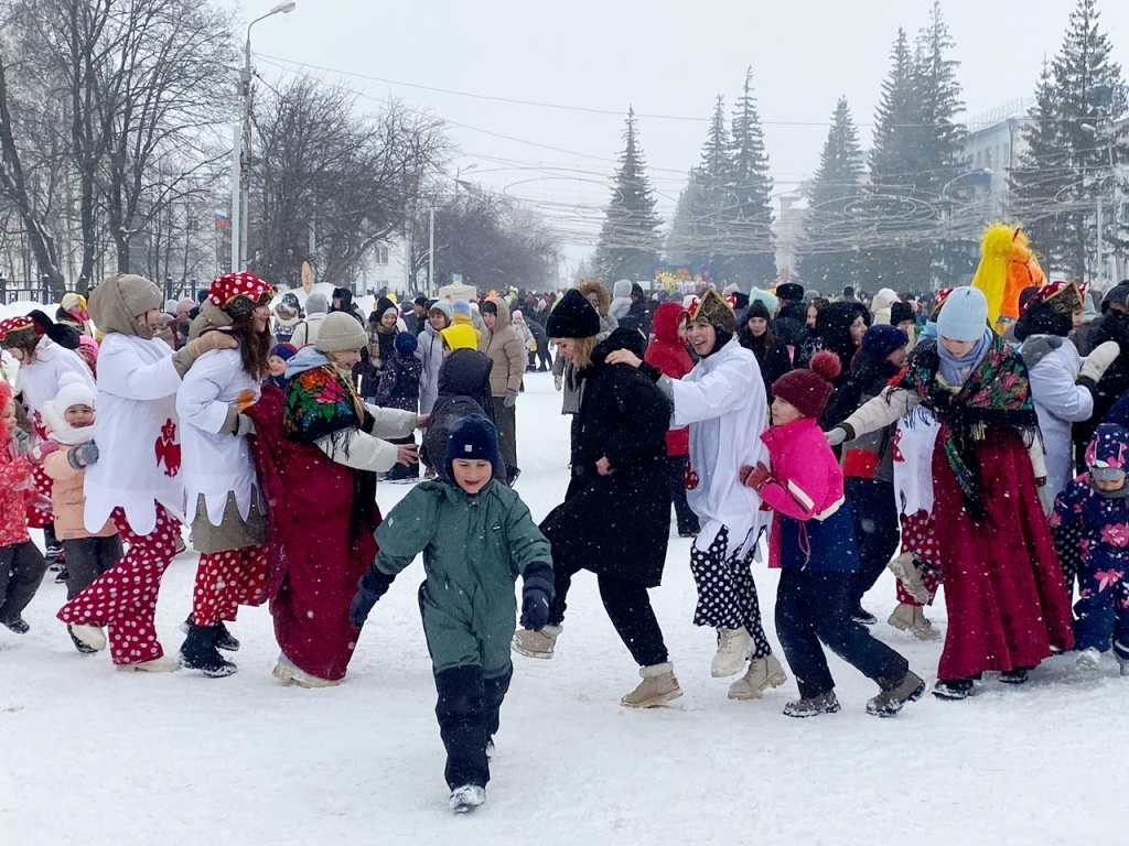 Культурные волонтеры города Белебея помогли в проведении Масленицы |  27.02.2023 | Новости Уфы - БезФормата