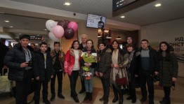 Финалистка проекта Первого канала «Голос» Рушана Валиева прилетела в Уфу