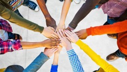 Акция «Возьмёмся за руки, друзья»