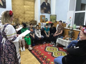 Экскурсия в музейный уголок «Родная старина»