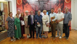 В Уфе в рамках «Китап-Байрама» открылась выставка к 80-летию Великой Победы