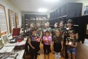 Тематический военно-патриотический час«Неизвестный солдат глазами детей».