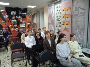 «Никто в забвенье не уходит»