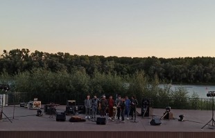 Рок жив, это доказал концерт на новой Набережной Уфы
