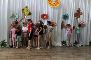 Игровая программа «Веселимся мы, играем и нисколько не скучаем»