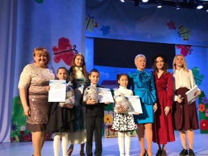 Инклюзивный праздник «Добрая ёлка 2020» собрал 1000 детей со всей республики