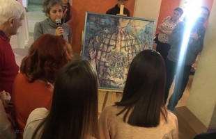 В Уфе работает выставка «Свет и Тень» (или «Грехи и Добродетели») художницы Раушании Бадретдиновой