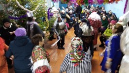 Новогодний карнавал «Сказка под новый год».
