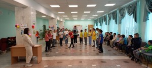Веселая эстафета. «Дружно, весело и интересно»