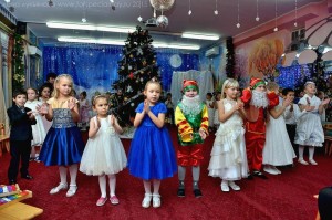 Новогодний утренник «Водим, водим хоровод, в лучший самый новый год»