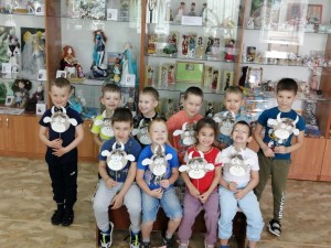 Познавательно-игровая программа «Волшебный мир театра»