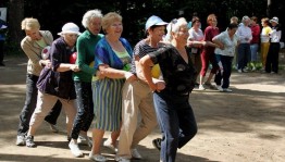 Конкурсная игровая программа «Душа как прежде молода»