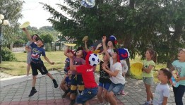 «Праздник мыльных пузырҽй»