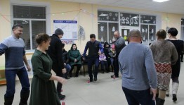 Вечер танцев «В свете елочных огней»
