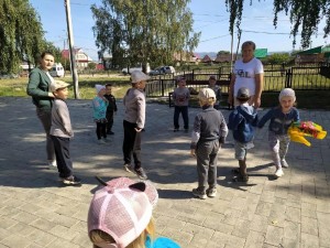 Познавательная игровая программа «Лапти–лапоточки»