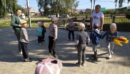 Познавательная игровая программа «Лапти–лапоточки»