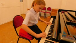 Мастер-класс «Учимся профессионально подбирать на слух»