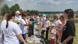 Конкурс рисунков на асфальте в рамках Детского сабантуя