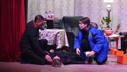 Дуванским театралам представили премьеру спектакля «Я не одна»