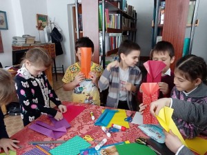 Мастер–класс по изготовлению открытки «Подарок папе» к Дню отца в России