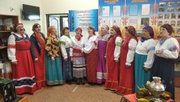 Тематический вечер «Дарите ромашки любимым»