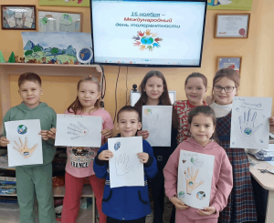 Познавательная беседа «Вместе - дружная семья!»