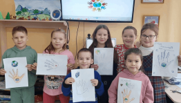 Познавательная беседа «Вместе - дружная семья!»