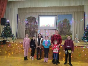 Новогодняя игра «В поисках новогодних подарков»