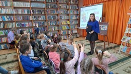 Библиотечный дилижанс «Пестрые сказки Одоевского»