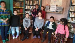 Лирико-поэтический час «Стихи хорошие дарит вдохновенье»