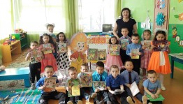 Громкие чтения «Книжкина лужайка»