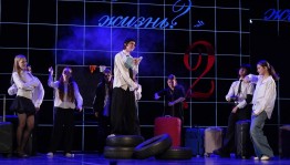 Победители регионального этапа фестиваля «Театральное Приволжье» показали свое мастерство на профессиональной сцене