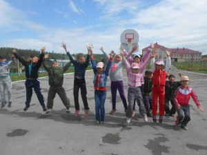 Развлекательная программа «Давайте веселиться»