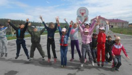 Развлекательная программа «Давайте веселиться»