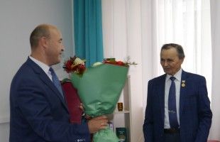 В Уфе отметили 80-летие народного поэта Башкортостана Кадима Аралбая