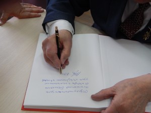 В Национальной библиотеке РБ состоялась презентация книги Владимира Игнатьева «Мы этой памяти верны»