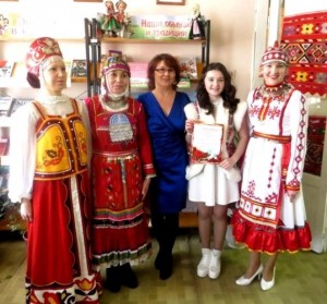 Книжная выставка «Обычаи и традиции народов России»