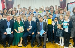 «Башкортостан – край батыров»: В Аургазинском районе прошла презентации книги Салавата Каримова