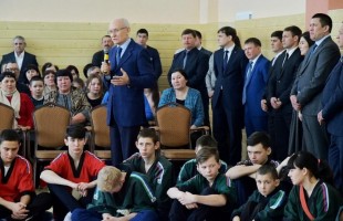 Глава Башкортостана Рустэм Хамитов посетил социальные объекты Илишевского района