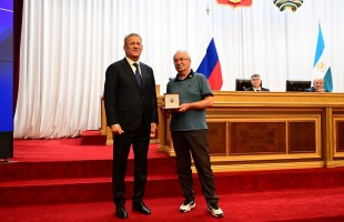В Уфе наградили литераторов