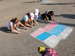 Конкурс рисунка на асфальте «Дети за мир»