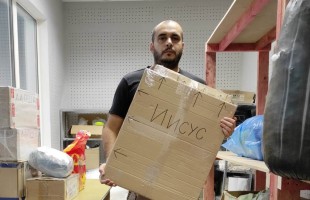 В Уфе прошла встреча-беседа в рамках проекта «Творцы Мира» художника Романа Сайфуллина