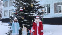 Новогодняя программа «Новый год шагает по планете!»