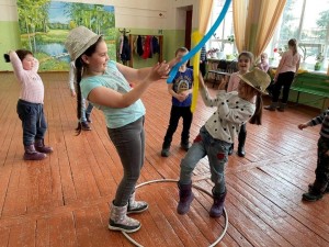 Развлекательная программа «Веселись от души, поиграть поспеши»