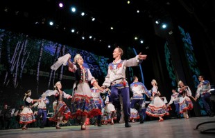 Уфимский ансамбль песни и танца «Мирас» открыл сезон калейдоскопом культур