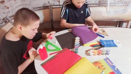 «Сами своими руками»