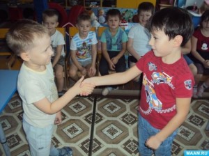 Развлекательная программа «Я скажу тебе, привет, а ты мне улыбнешься!»