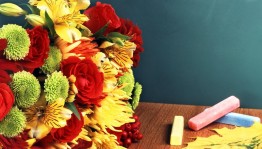 Развлекательная программа ко Дню учителя «Звезды зажигаются у нас» Приуроченная году педагога и наставника.